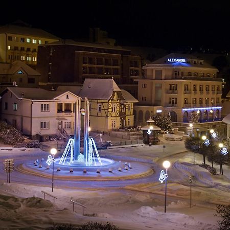 Апартаменты Kapsle Лугачовице Экстерьер фото